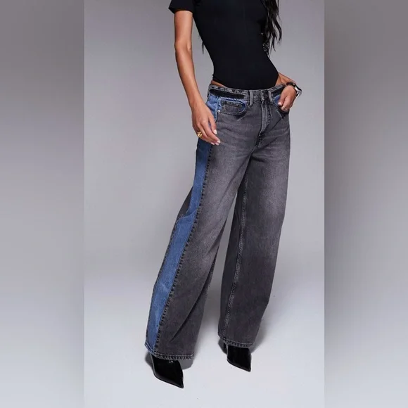 Good American Good Standard Baggy Jeans - Picture 2 of 6